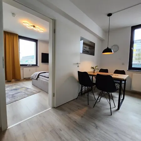 - Style * Μπίλεφελντ